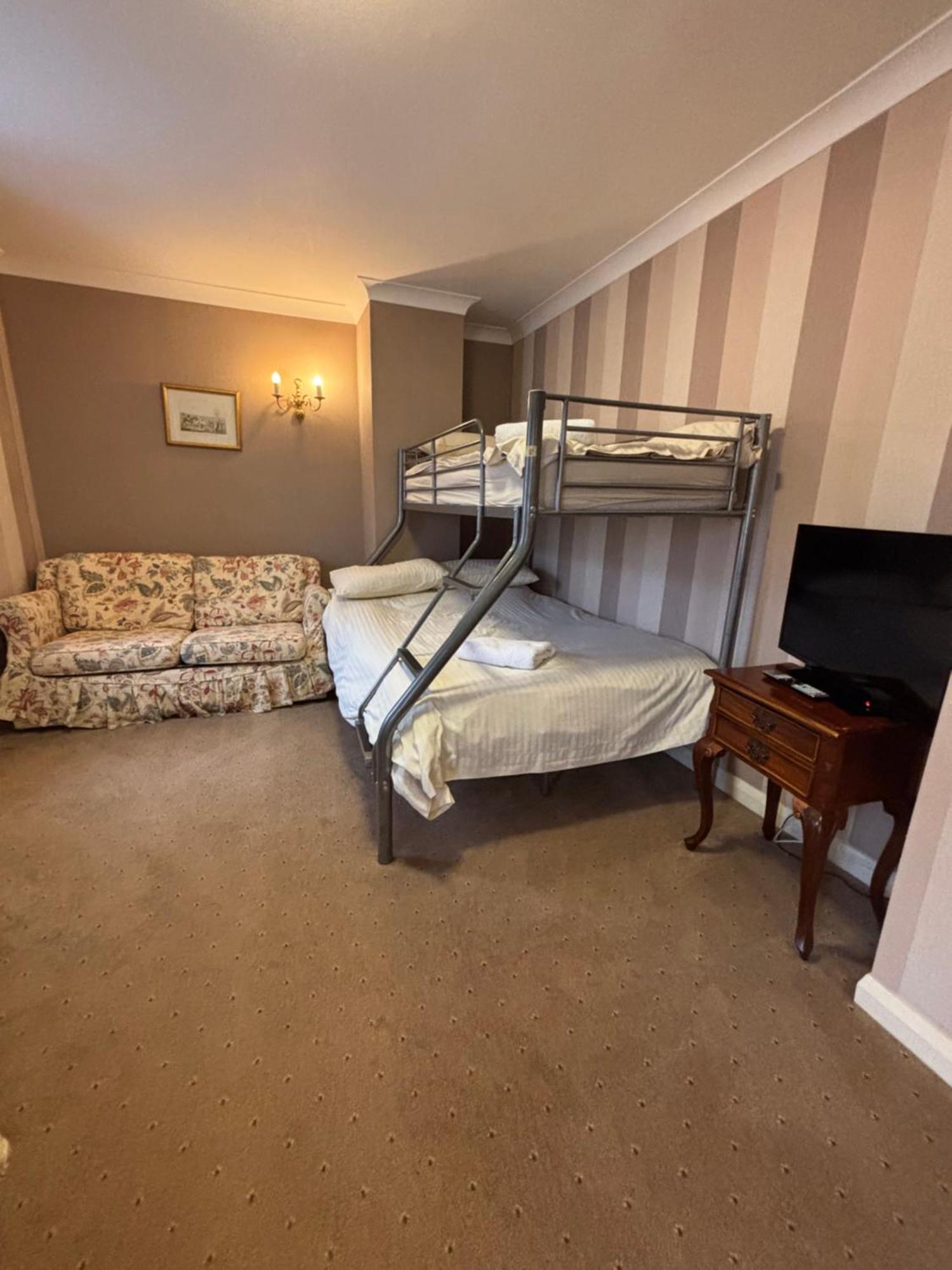 Family Suite,1655269194:JPEG